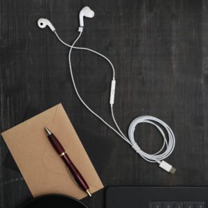 bubble tunes earphones c type port or connector